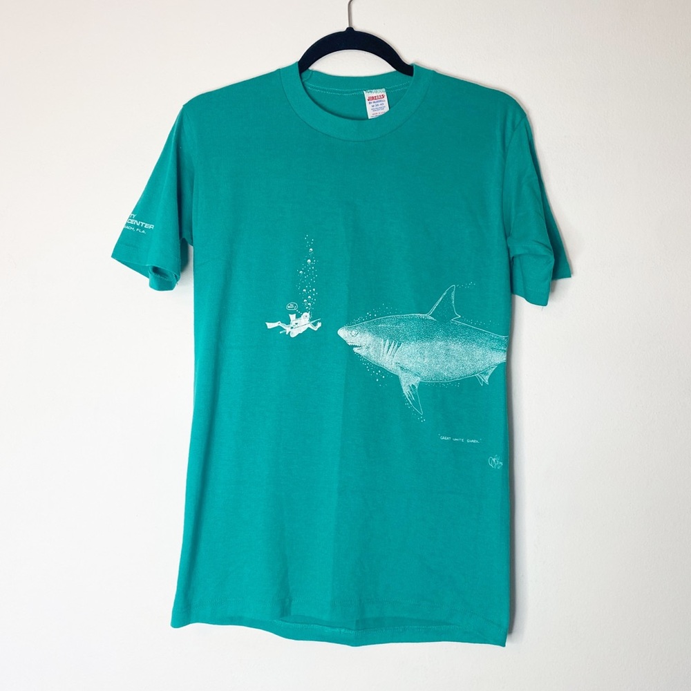 Vintage 1984 Jerzees Great White Shark Fluidvisions PCB T-Shirt Medium Florida - Picture 1 of 6